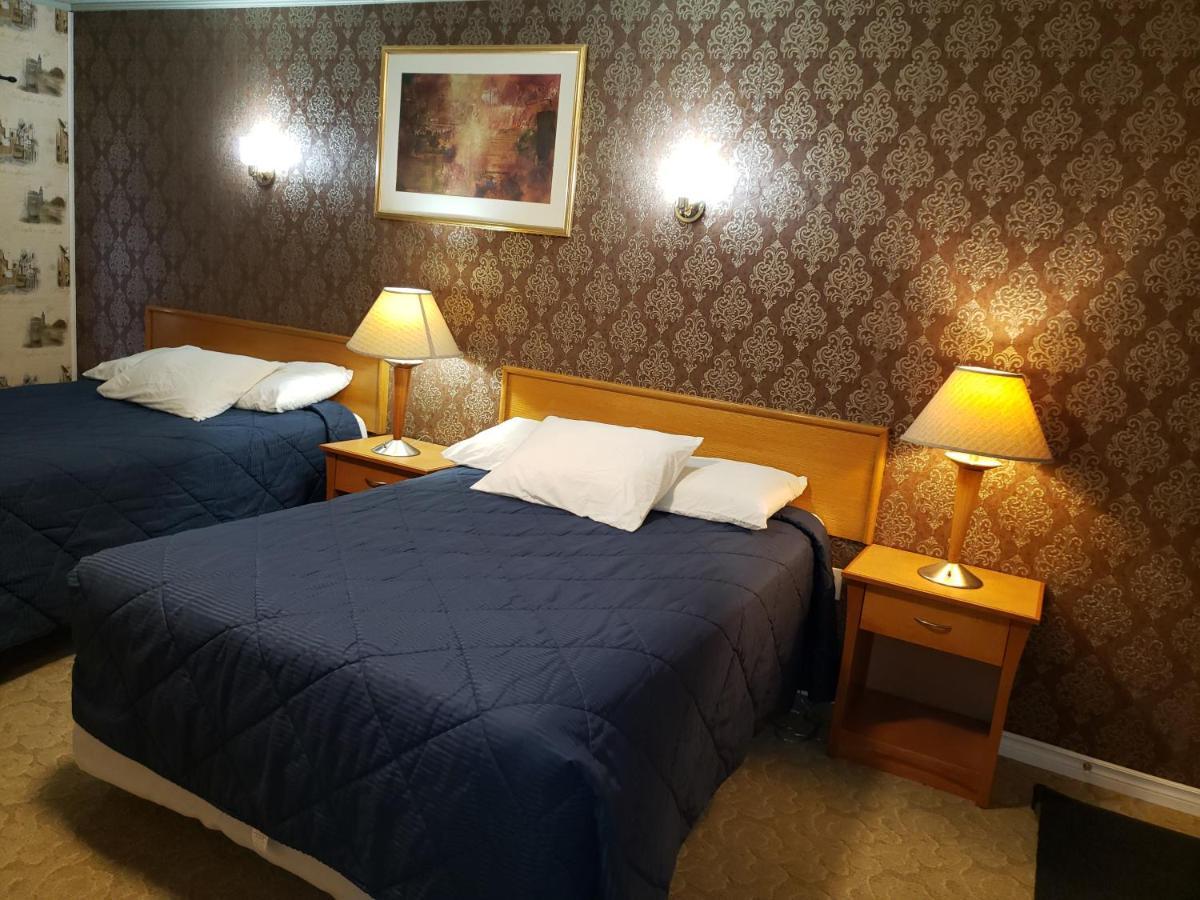Neepawa Motel Buitenkant foto