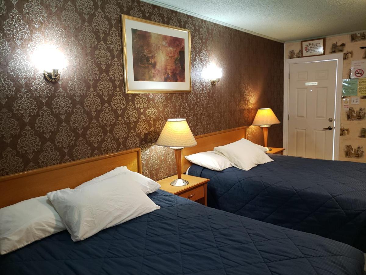 Neepawa Motel Buitenkant foto